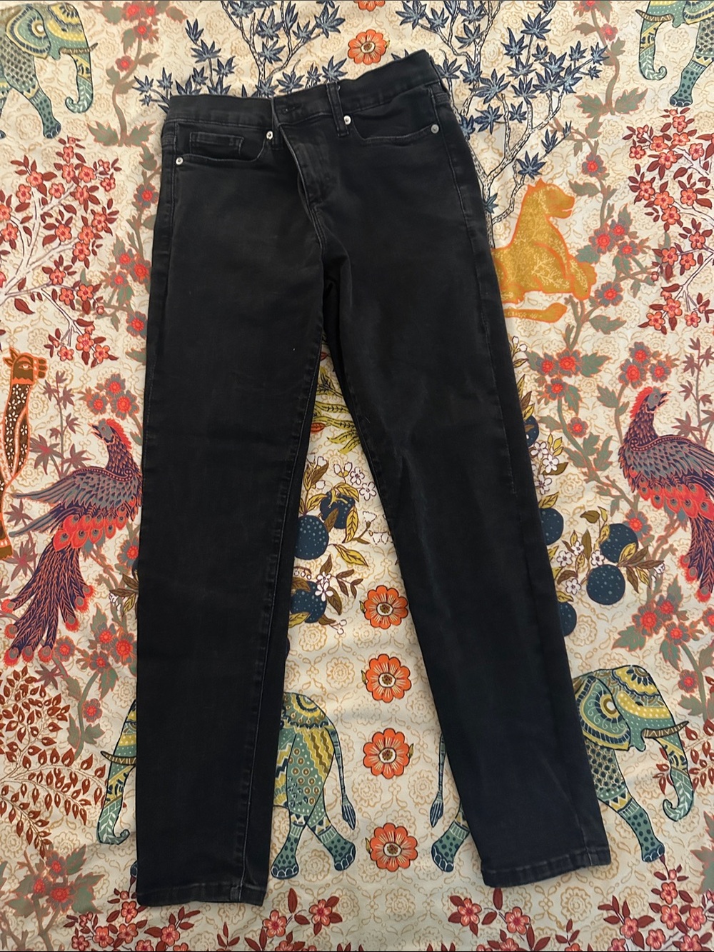 Women's Skinny Black Jeans - Sleek Slim Fit